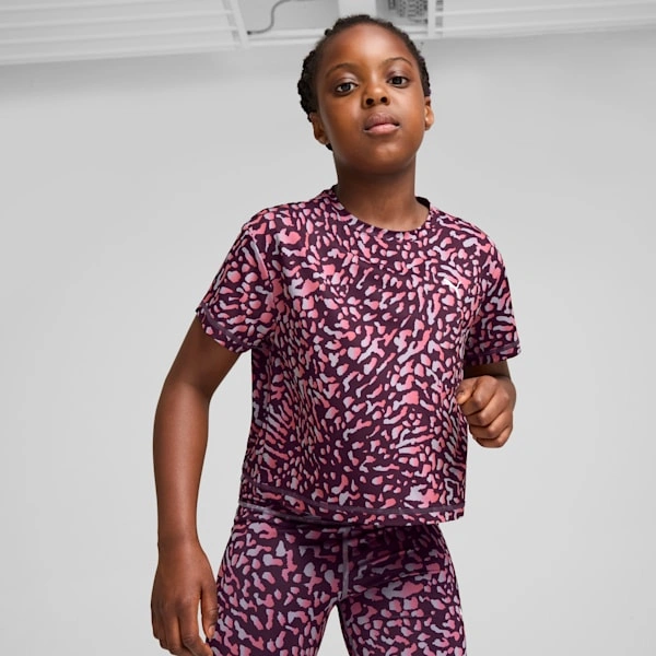 Camiseta PUMA para niños: Estilo corto y fresco para tus pequeños favoritos.
